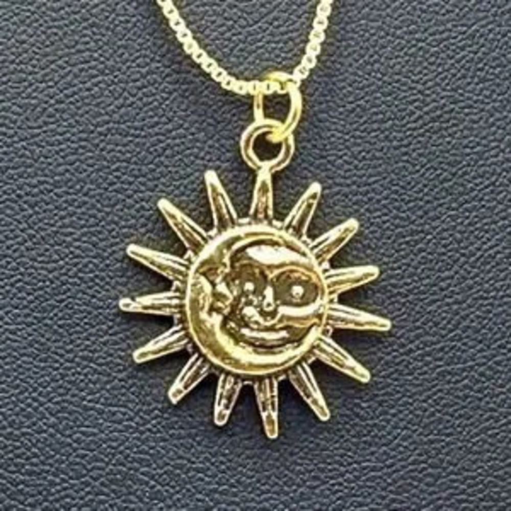 18k Gold Plated Necklace Sun & Moon VTG BOHO Fashion Hippie Astrology Gift NEW!